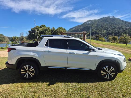 FIAT TORO 2.0 16V TURBO DIESEL VOLCANO 4WD AT9